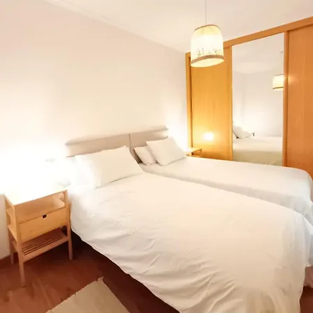 Con Vistas Ria De Viveiro-misericordia Lejlighed Viveiro